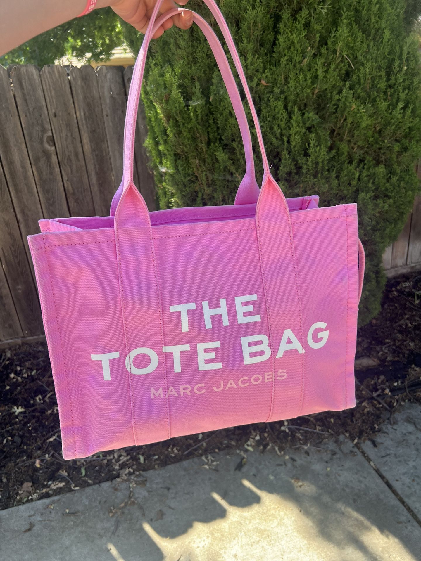 AUTHENTICATED MARC JACOBS CANDY PINK LARGE TOTE BAG