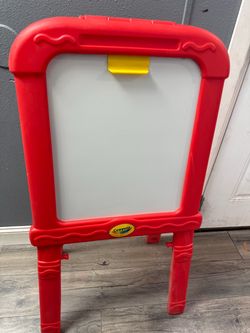Crayola Kids Art Easel
