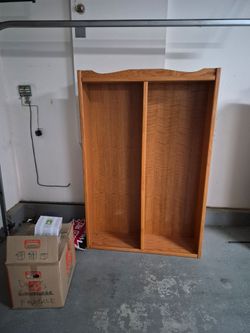 Bookshelves free