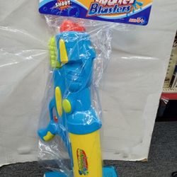 LG water blasters perfect summer water fights and family fun swimming pool and outdoor activity
