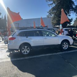 2014 Subaru Outback 2.5i Premium