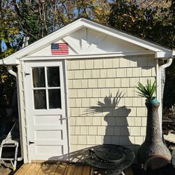 We Work With She'd , Roofing , Siding , Laminate Floor And Much More 