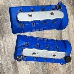 Mach 1 Valve Cover