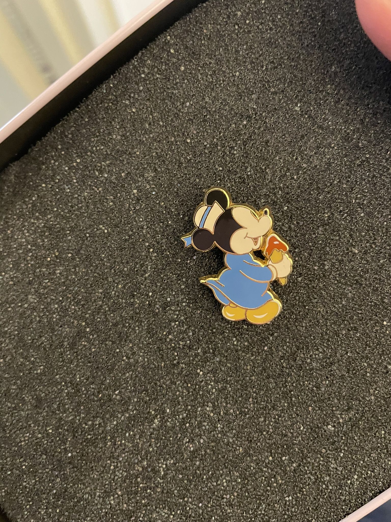 Disney Pin