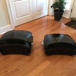 New Aftermarket Harley Davidson King Tour Pack Vivid Black Rushmore Style