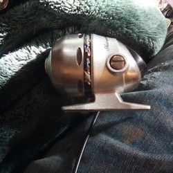 Shakespeare Micro Series Spinning Reel 