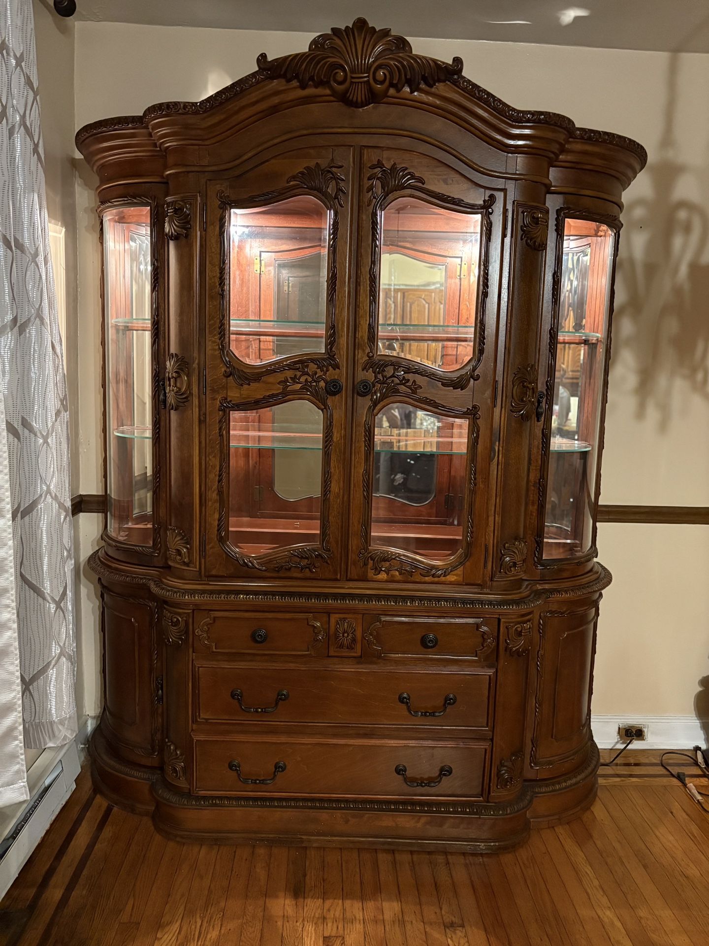 Antique Breakfront China Cabinet/ Curio Hutch