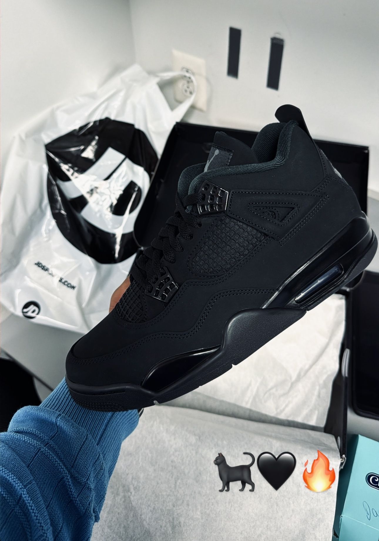 Jordan 4 BLACK CAT DS Size 8.5 & 13 *BRAND NEW*