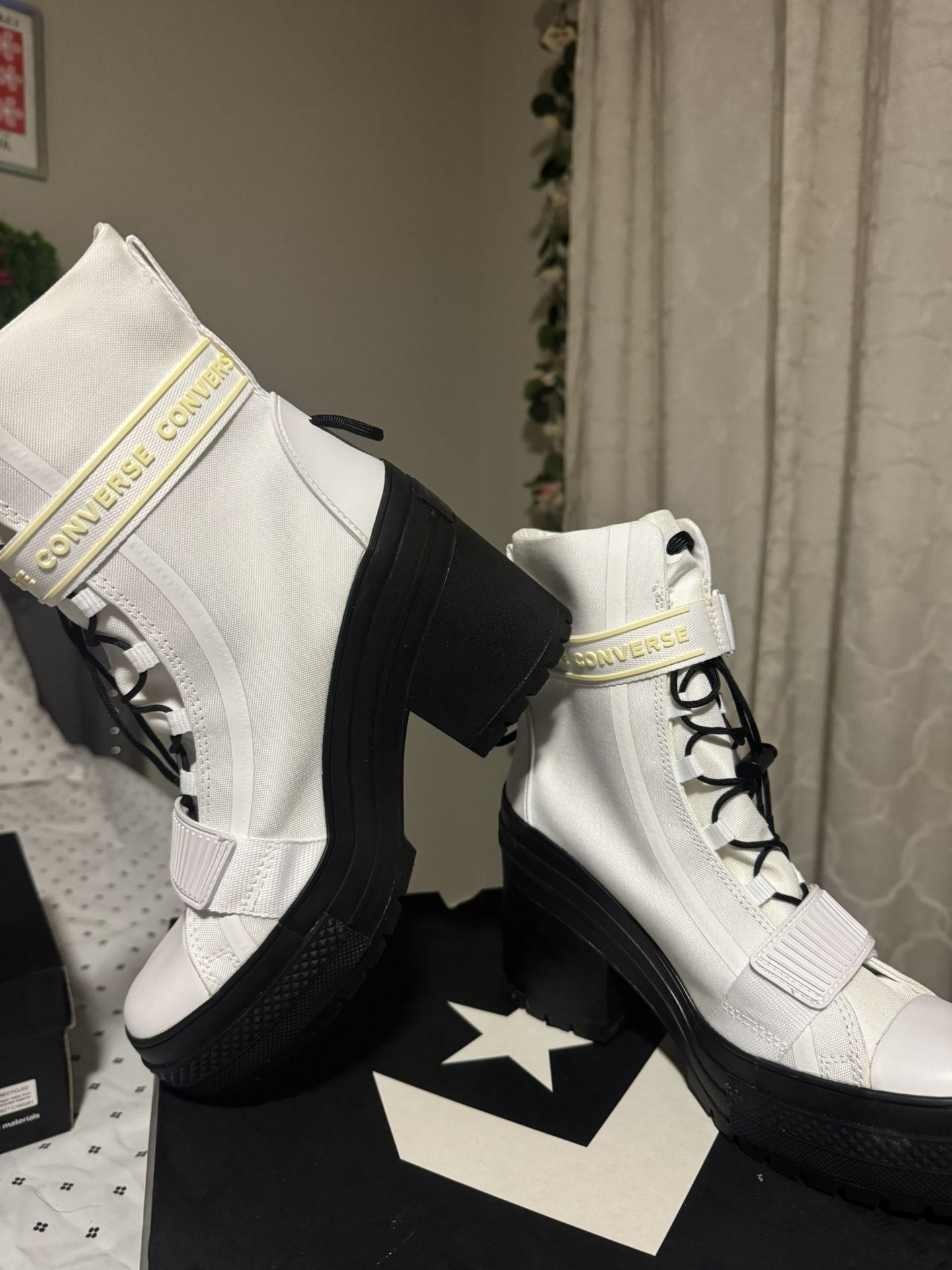 Converse Chunky Boot