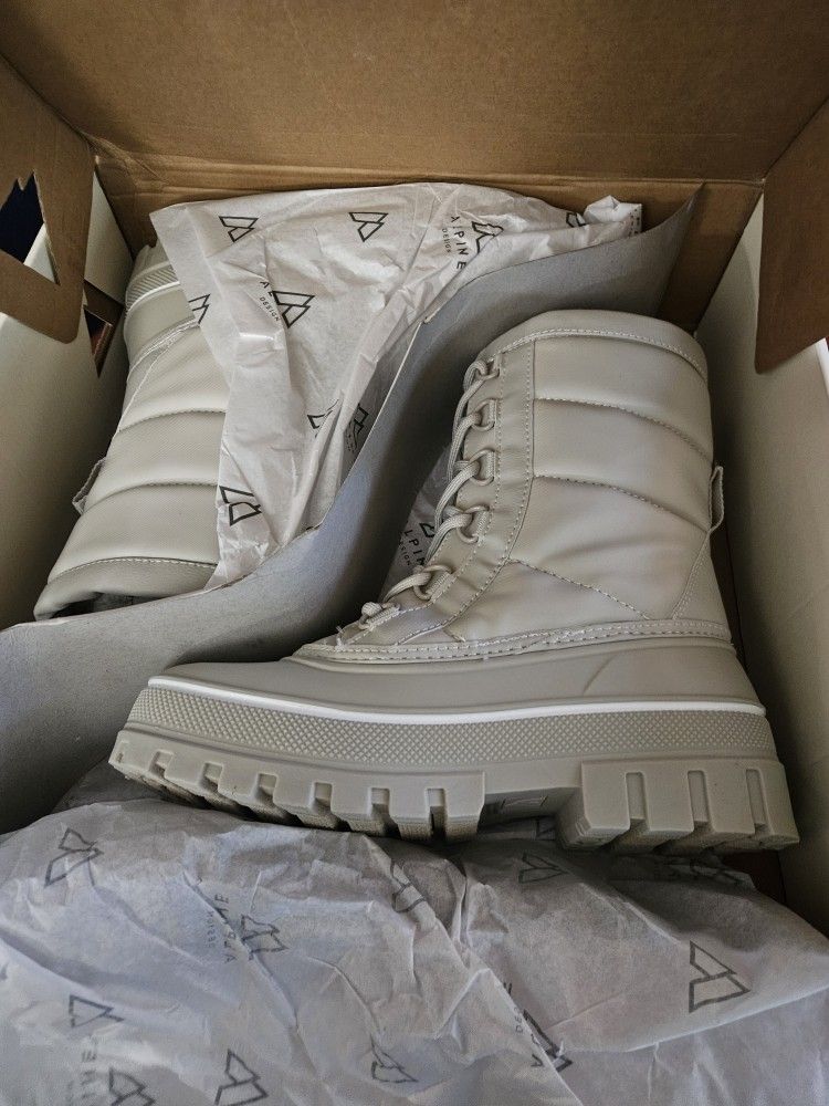 Alpine Willow Snow Boots