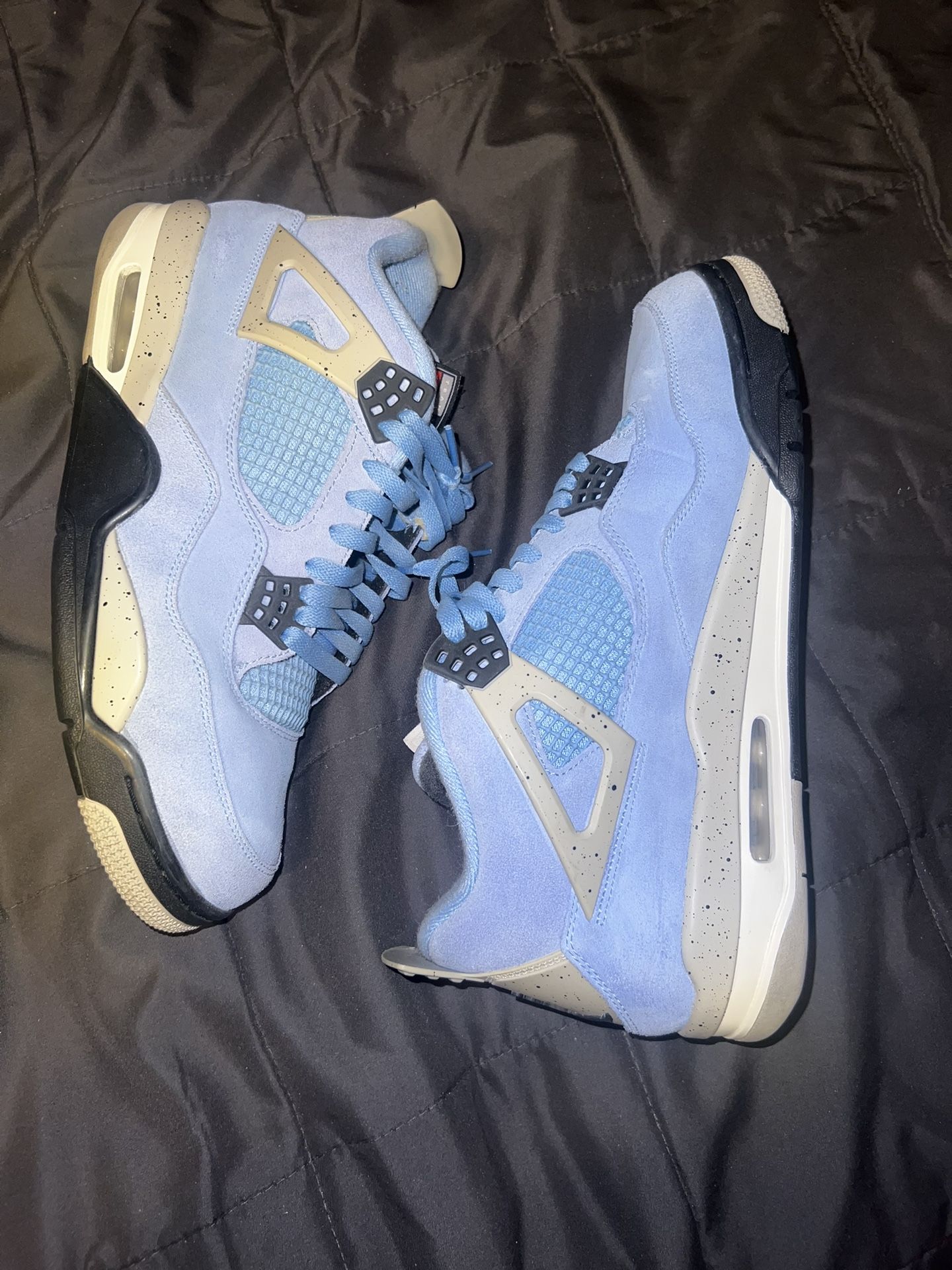 Jordan 4 Unc