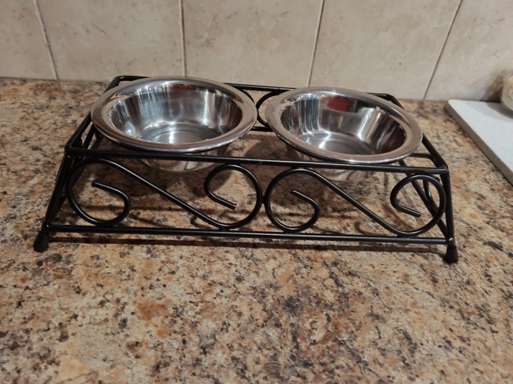 Dog Food Dish Set With Stand