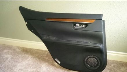 2013 2014 2015 ES 350 door panel rear left . es350 driver side rear
