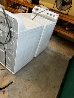 Kenmore washer/Whirlpool Dryer for sale