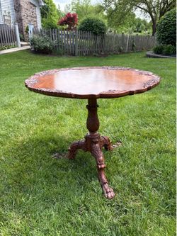 Vintage Ornate Tilt-Top Pedestal Table – Carved Wood Entry/Dining Accent