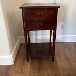 Side Table, 29H X 16.5L X 15W, Great Condition