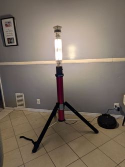 Portable Work Light on Tripod Stand