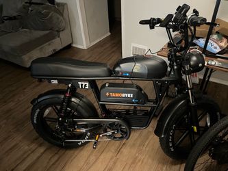 Selling this brand new e-bike 1200 or best offer