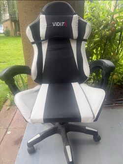 Vidita Gaming Chair Black and White