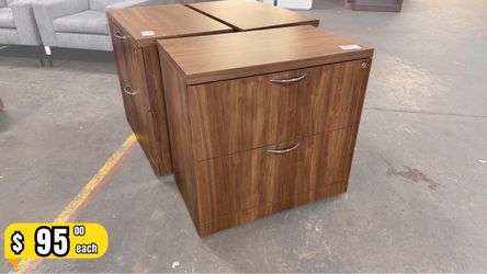 Steelcase 2 Drawer Lateral Walnut 30″W
