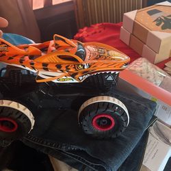 Hot Wheel