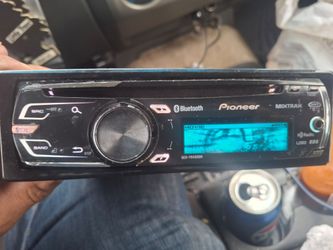 STEREO PIONEER GRÁFICO GRAFIC CD AUX USB BLUETOOTH CAMBIA DE DIFERENTES COLORES GOOD CONDICIÓN ABLO ESPAÑOL