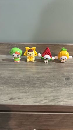Hello Kitty & Friends 4 Piece Fruit Figures