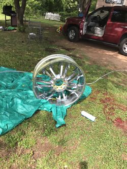 28s no tires 8 lugs bolt pattern 800