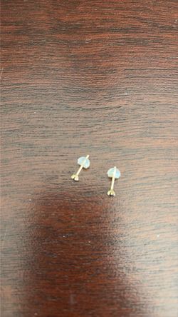 14k gold sapphire earrings