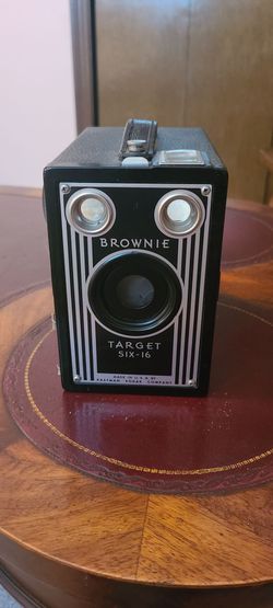 Vintage Kodak 16 Box Camera