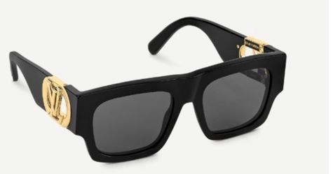 Louis Vuitton women’s sunglasses link Square # Z1478W