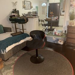 Gaming setup  (chair and rug)