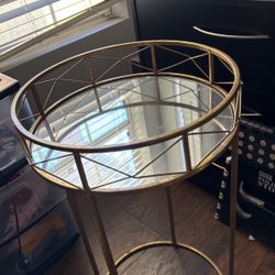 Small Gold Mirror Table 