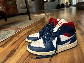 Air Jordan 1 Size 6.5 – Navy Blue/White/Red