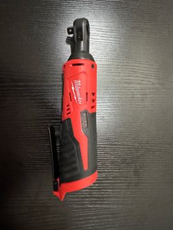 Milwaukee m12 3/8 ratchet