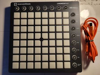 Novation Launchpad MKII