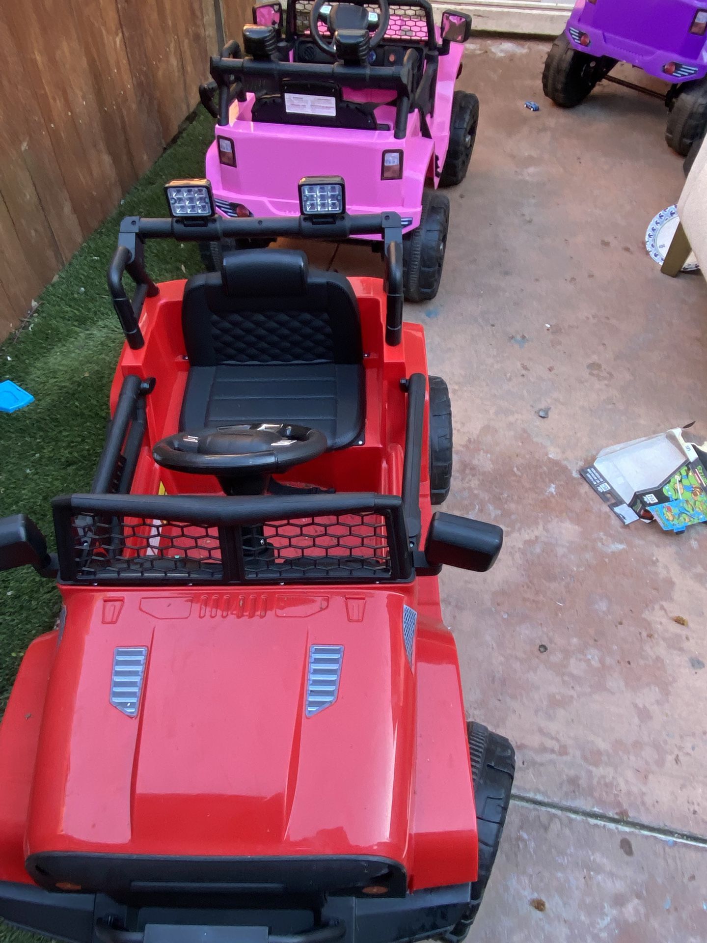 12V Kids Ride On Truck Car w/Parent Remote Control,  Red