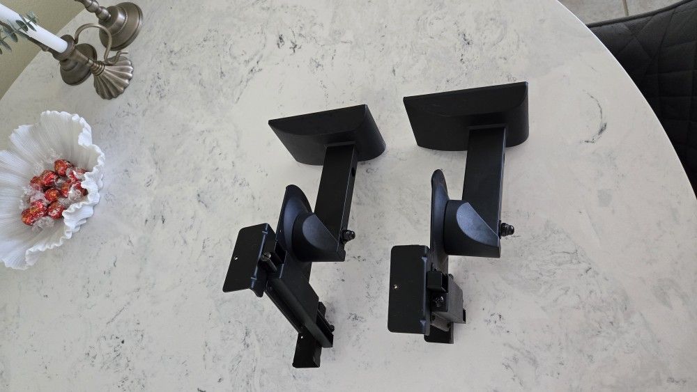 Speakers Holders π