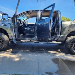 2017 Nissan Titan 4x4