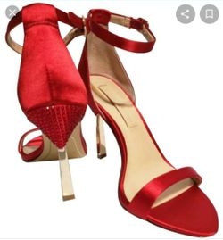 Vince Camuto Satin RED HEELS NEW SIZE 8