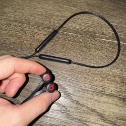 Beats Flex Ear Buds 100% Authentic 