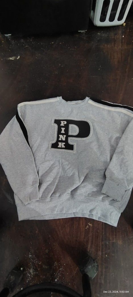 VS Pink Sweatshirt