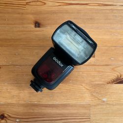 Flash GODOX V860IIs