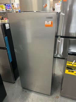 7.1 cu. ft. Manual Defrost Convertible Upright Freezer in Stainless Steel Look, Garage Ready
