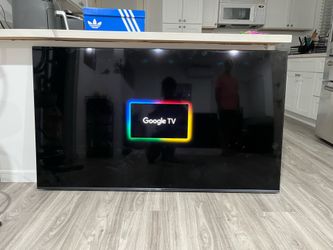 65” Hisense 4K smart tv