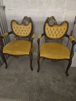 Classic Marble Coffee Table + 2 French Suede Armchairs – OBO