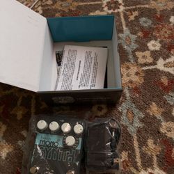 Electro-Harmonix Bass Mono Synth Pedal