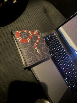 Gucci Wallet Authentic Comes With Authentic Box And Authentic Gucci Bag