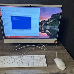 HP All-in-One Touch-Screen Computer