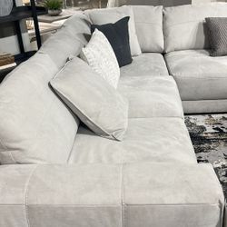 Next-Gen Gray Gaucho 3-Piece Sectional Sofa With Chaise